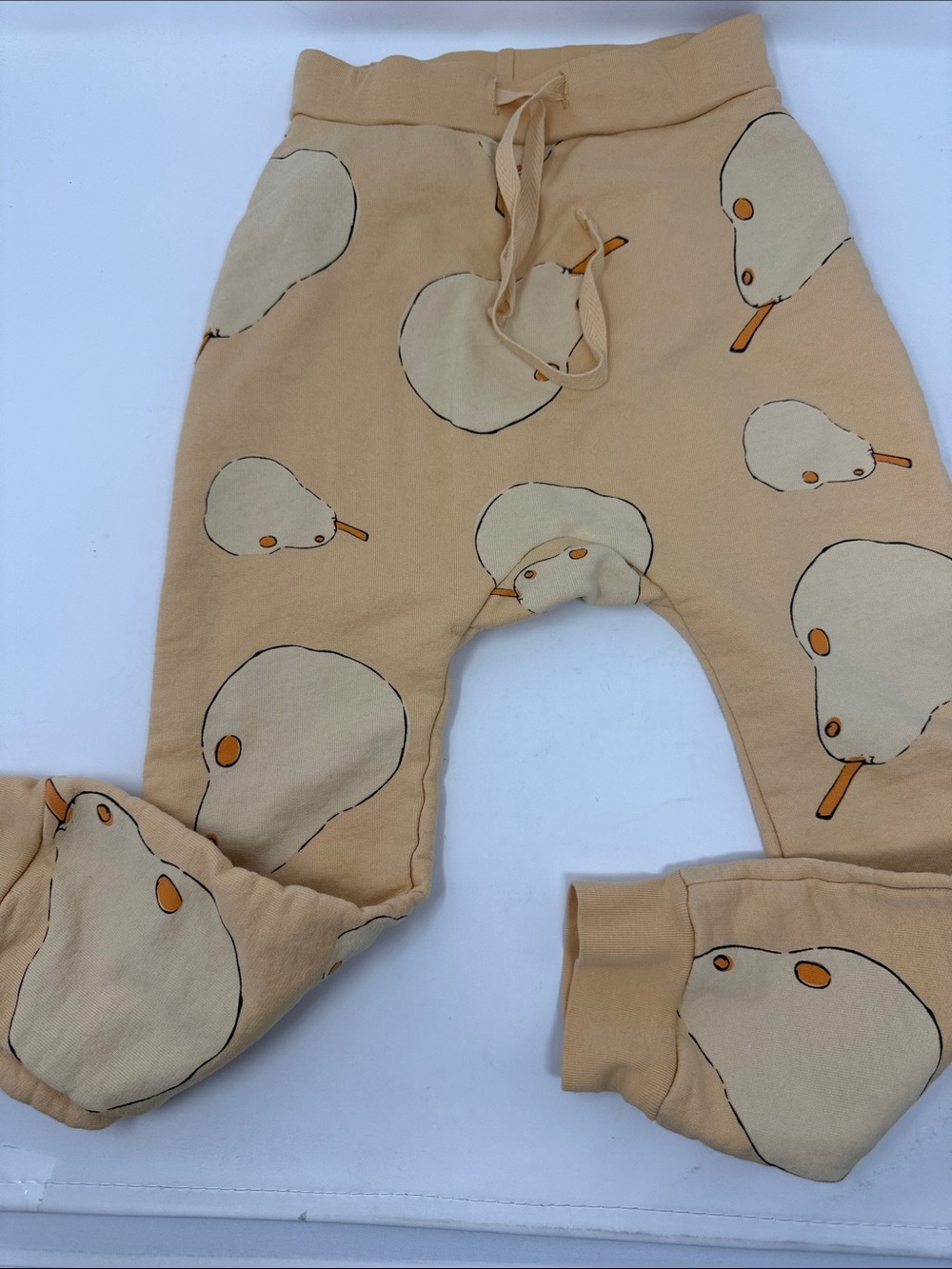 Cara Loren Baby Joggers with Pear Print Size 4 T. Small back pocket